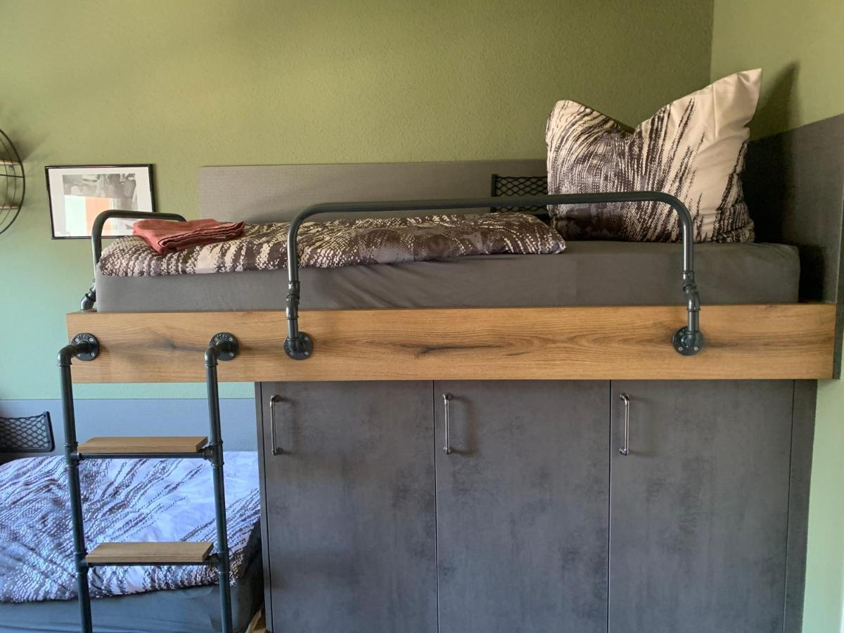 Gaestezimmer In Einer Ferienwohnung Thiele In Rosswein Buitenkant foto